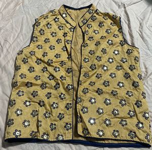 Embroidered Sleeveless Jacket