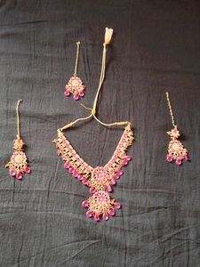 Stunning Pink &amp; Gold Jewelry Set