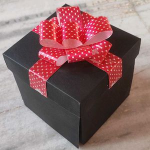 Explosion Gift Box