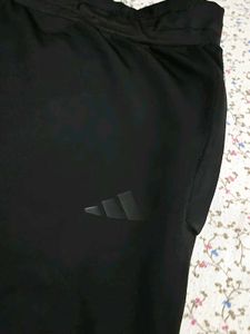 Adidas Black Lower 🔥