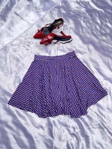 Chic Flared Skirt with Red Heels