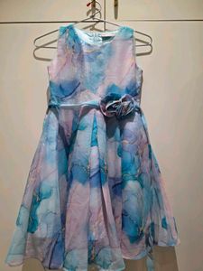 Girls party dress