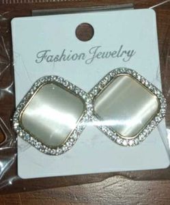 Elegant Necklace &amp; Earrings Set