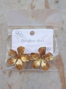 Golden Flower Earrings