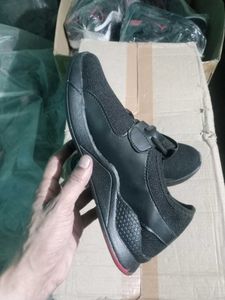 NEW NO USED CASUAL SHOES FOR MAN,