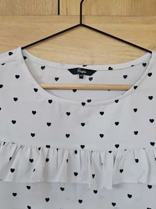 Cute White Heart Print Top