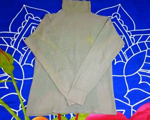 T-Shirt with Long Sleeves