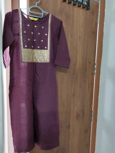 Elegant purple kurti set used three times