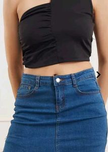 Chic One-Shoulder Ruched Crop Top
