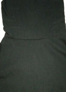 Chic Black Sleeveless Dress with Embellishment