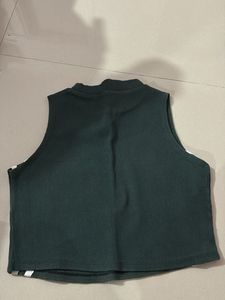 Sleeveless Cropped "Dream Big" Top
