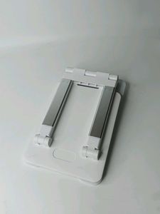 Adjustable Phone/Tablet Stand