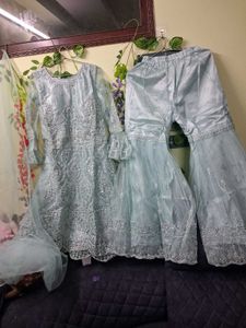 Beautiful Sequined Kurta Set 36 size
