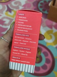 DOT &amp; KEY Strawberry Bright Face Serum