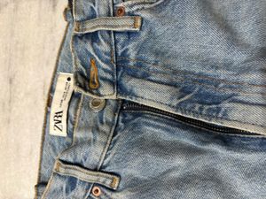 zara Women's Ripped Light Wash Jeans
