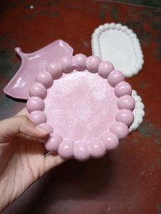 This is the customise circle bubble tray in pink c