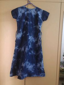 Blue Tie-Dye Kurta with Floral Embroidery