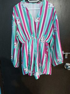 🌈 Stylish Striped Short Jumpsuit Polyester Size S