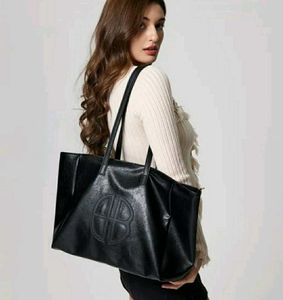🖤SAVANA Chic Black Tote Bag