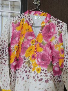 Vibrant Floral Print Kurta