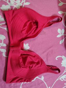 Softy Comfortable Pink Seamless front open Bra