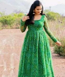 Elegant Green Bandhani Gown