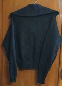 Stylish Black Pullover