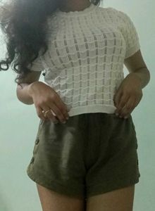 Chic White Knit Top