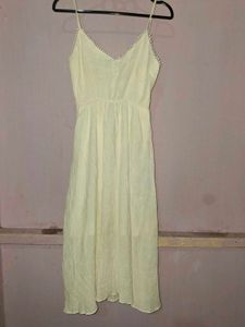Chic Spaghetti Strap Midi Dress