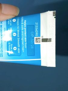 Venus Smooth Shave Gel with Aloe