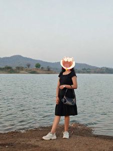Chic Black Casual Dress