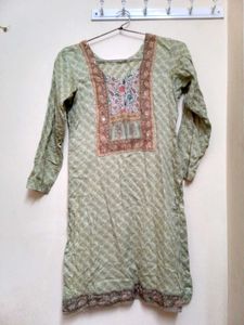 Beautiful Green Kurti