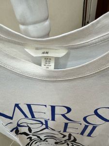 H&amp;M Chic "Mer &amp; Soleil" Graphic Tee