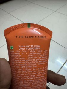Lotus Herbals Safe Sun Daily Sunscreen SPF 40