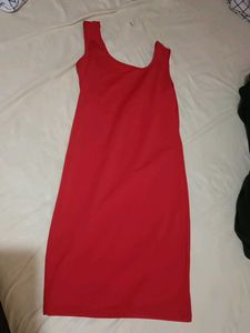 Sleek Red One-Shoulder Dress