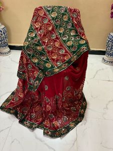 Red &amp; Green Embroidered Saree