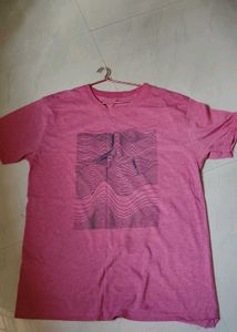 Bundle of 4 Graphic T-Shirts.. ## VERY BUMPER CLEA