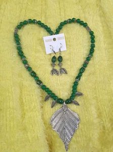 Unique Leaf Beads oxide necklace 🍀
