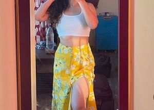 side slit skirt