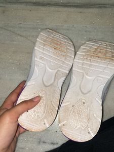 Casual slip-on shoes