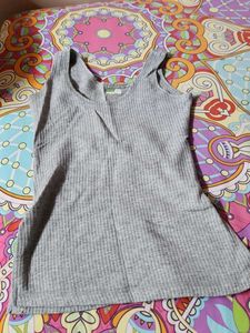 Grey Ribbed Sleeveless Tank Top warmer