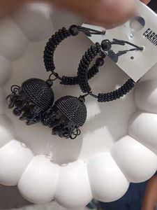 Stylish Black Jhumka Earrings