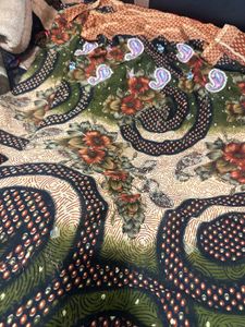 Elegant Floral Print Saree