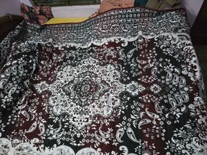 Traditional Woven Floor Carpet – Ethnic Design