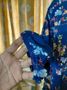 Blue Floral Print V-Neck Top