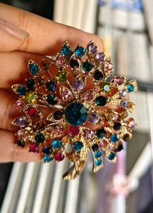 Vintage 1952 Napier Brooch