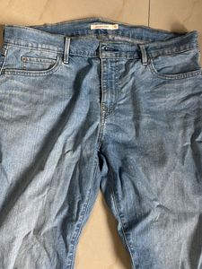 Levi's Light Wash Jeans