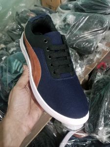 NEW NO USED CASUAL SHOES FOR MEN.