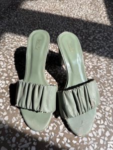 Women's Ruched Block Heels