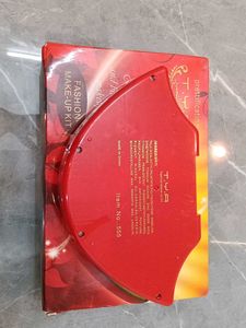 T.Y.A. Fashion Make-Up Kit